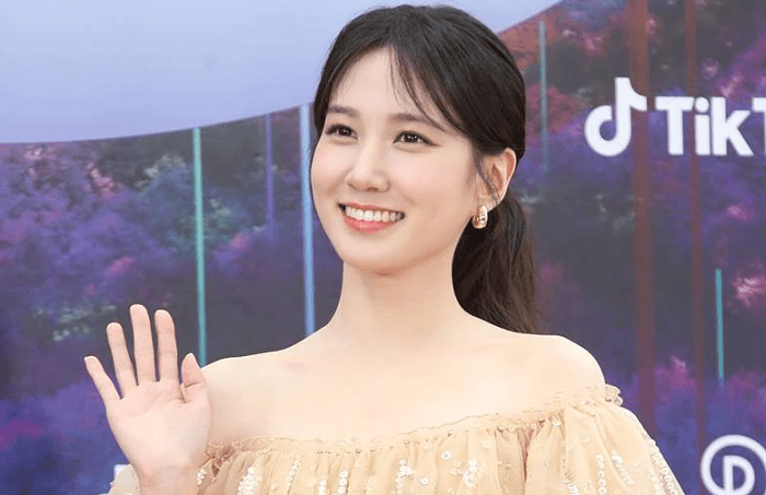 Park-Eun-Bin-red-karpet-cantik