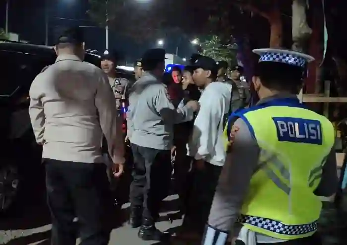 Polres-Brebes-melakukan-patroli-besar-besaran-di-beberapa-titik-jalan-di-wilayah-Kabupaten-Brebes